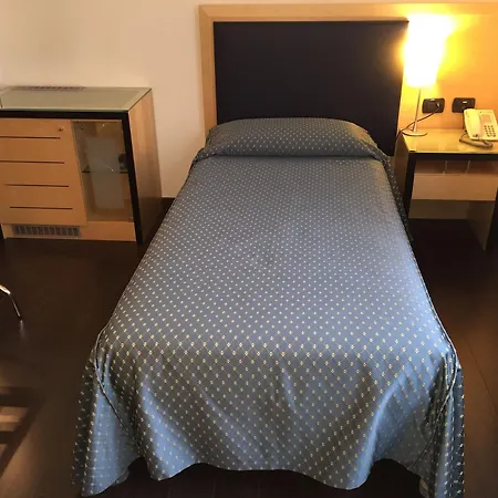 فندق جراند إيطاليا 4*